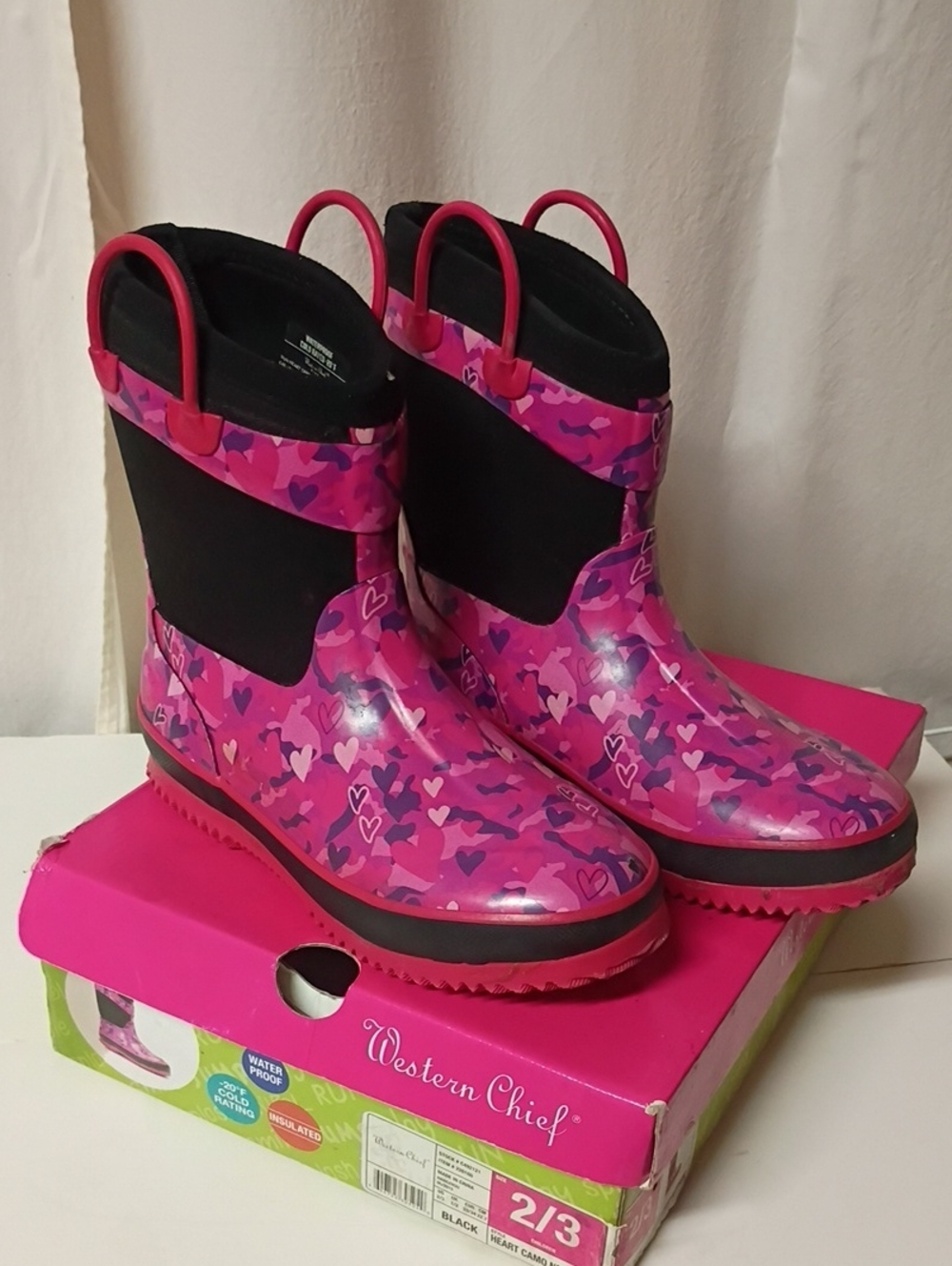 Western Chief Pink Heart Pattern Kids Rain Boots -20° Cold Waterproof Rating